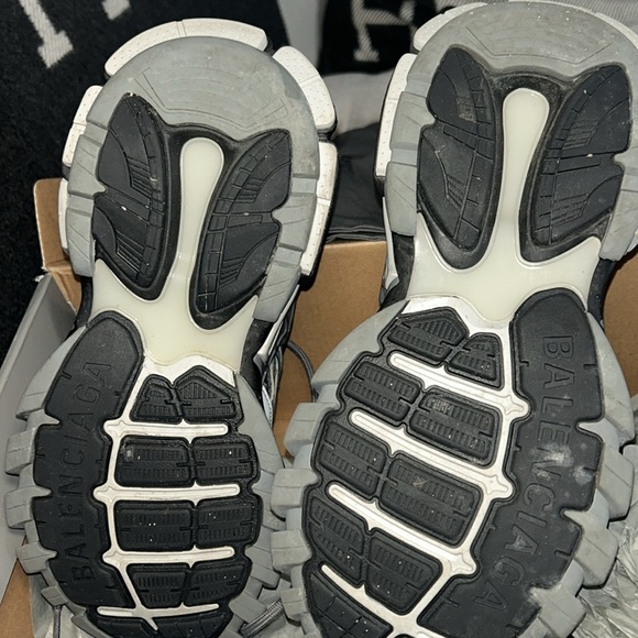 Like new balenciaga Track 2 sneakers grey and white size 9 US women’s size 7 - Picture 4 of 7